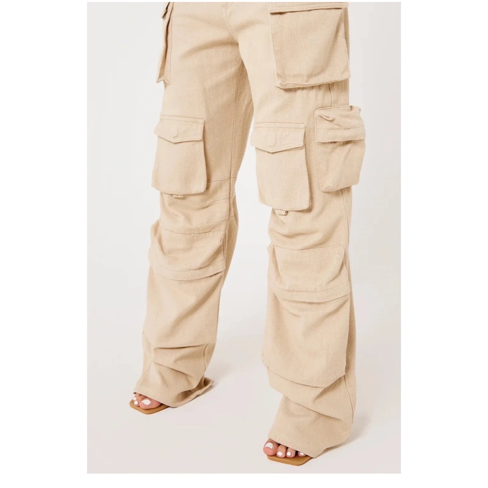 NWT Luxe to Kill Stone Denim Oversized Cargo Pocket Jeans -US 8